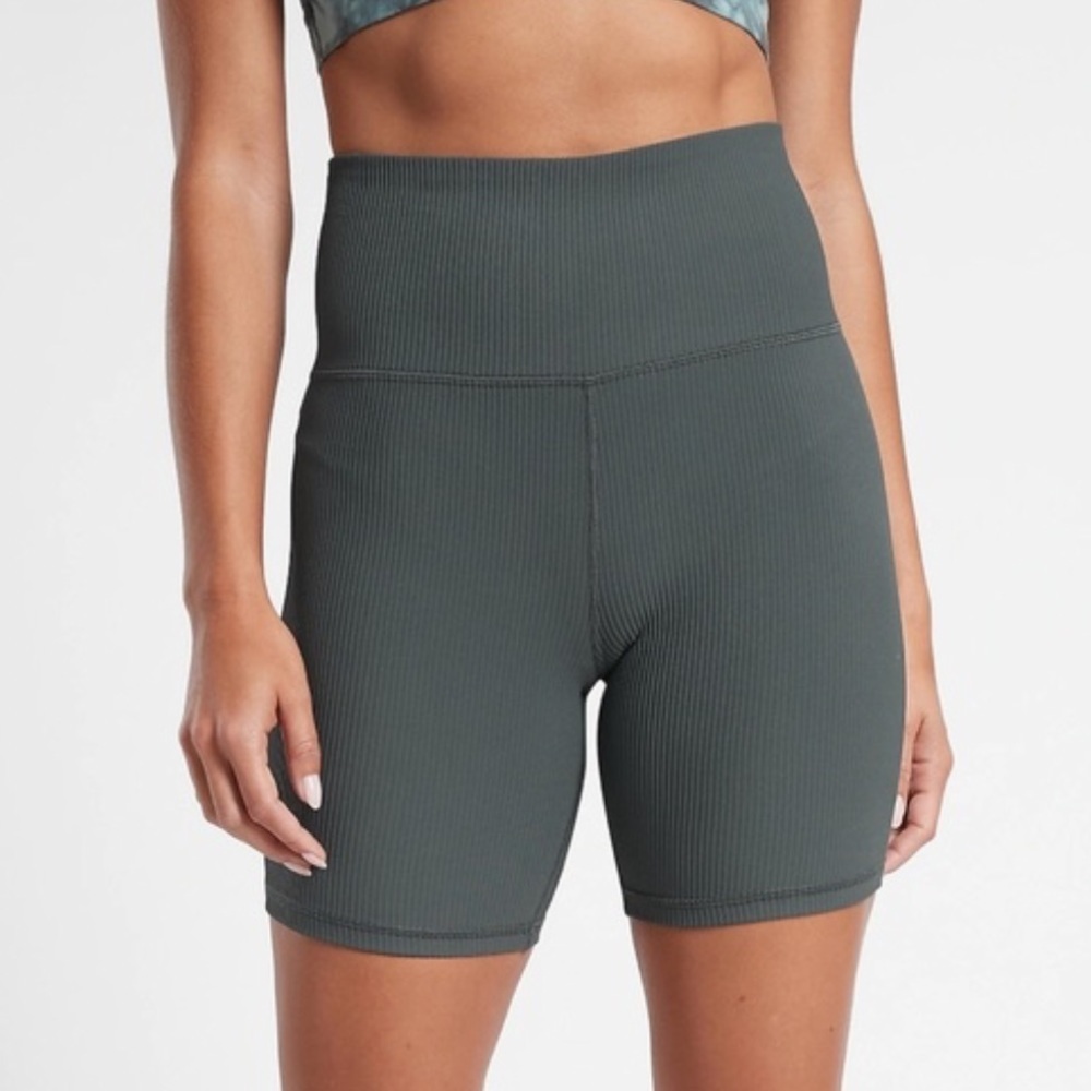 Athleta Elation Ribbed 7in Biker Shorts
